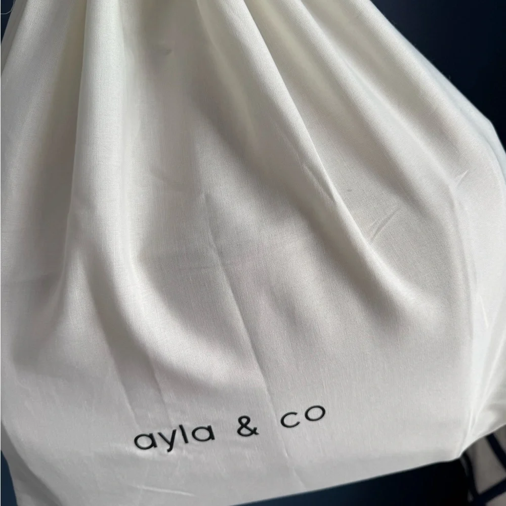 Ayla & Co Stylish Tan Baby Bag (Large 15x13x6) - Picture 8 of 10